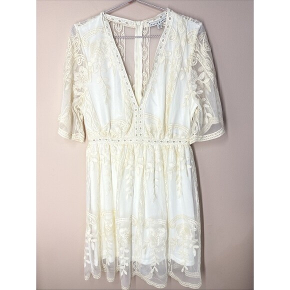 Haute Monde Dresses & Skirts - Haute Monde Lace Dress Boho Medium Embroidered V Neck Short Sleeve Cream Ivory